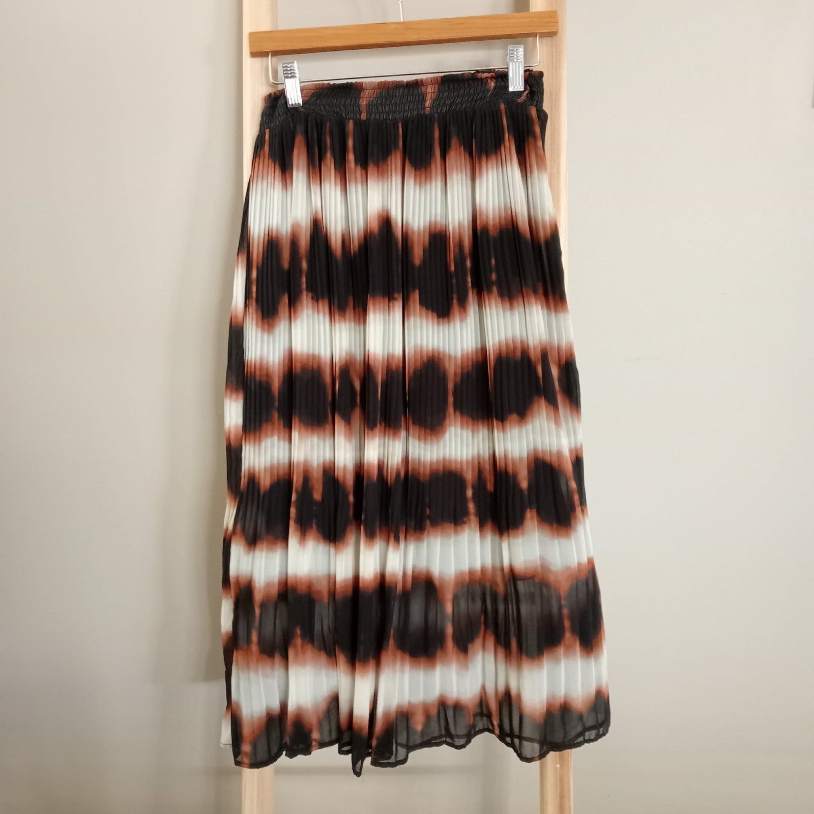Black & Brown Pleated Skirt - Anko