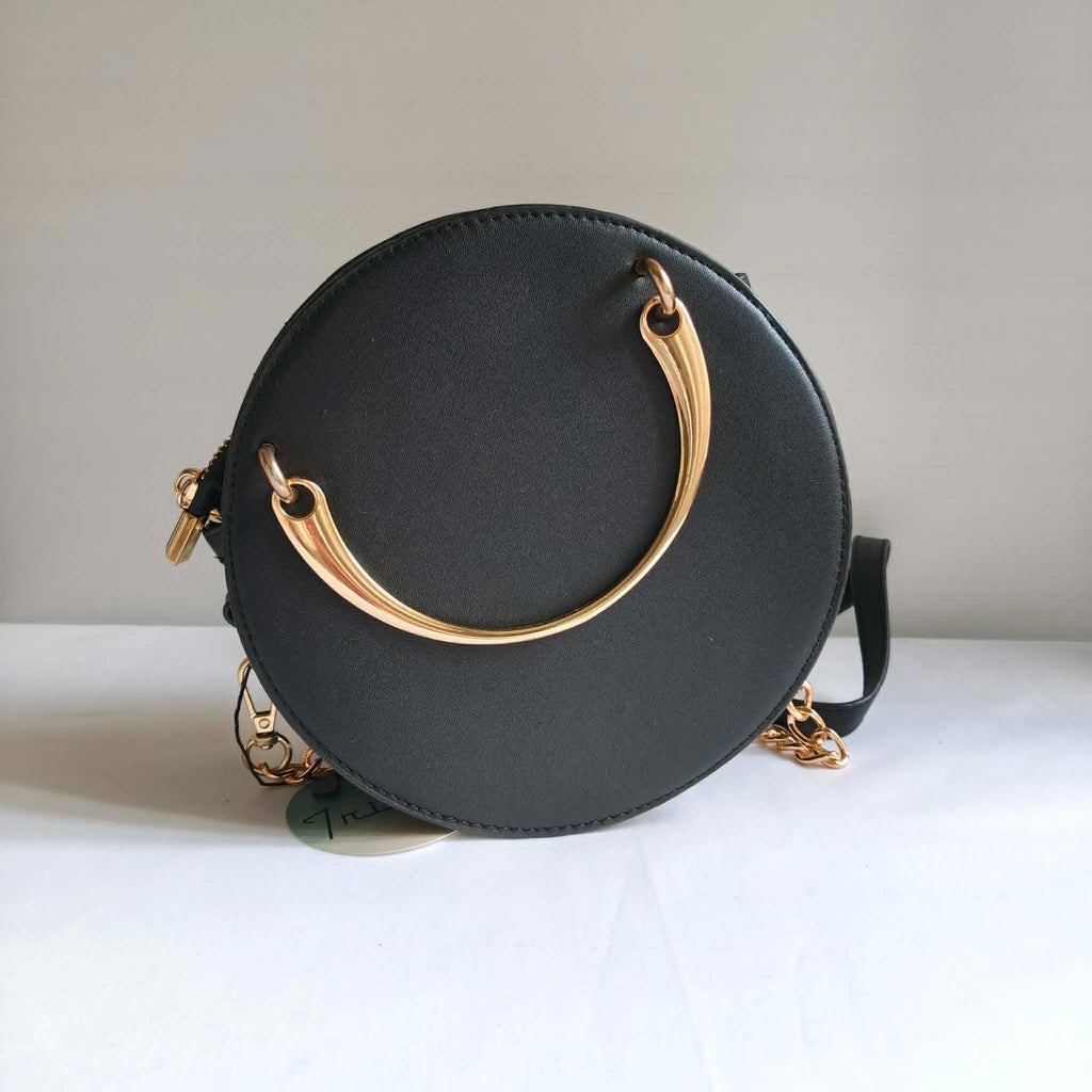 Black Faux Leather Bag With Gold Handles - Tripp