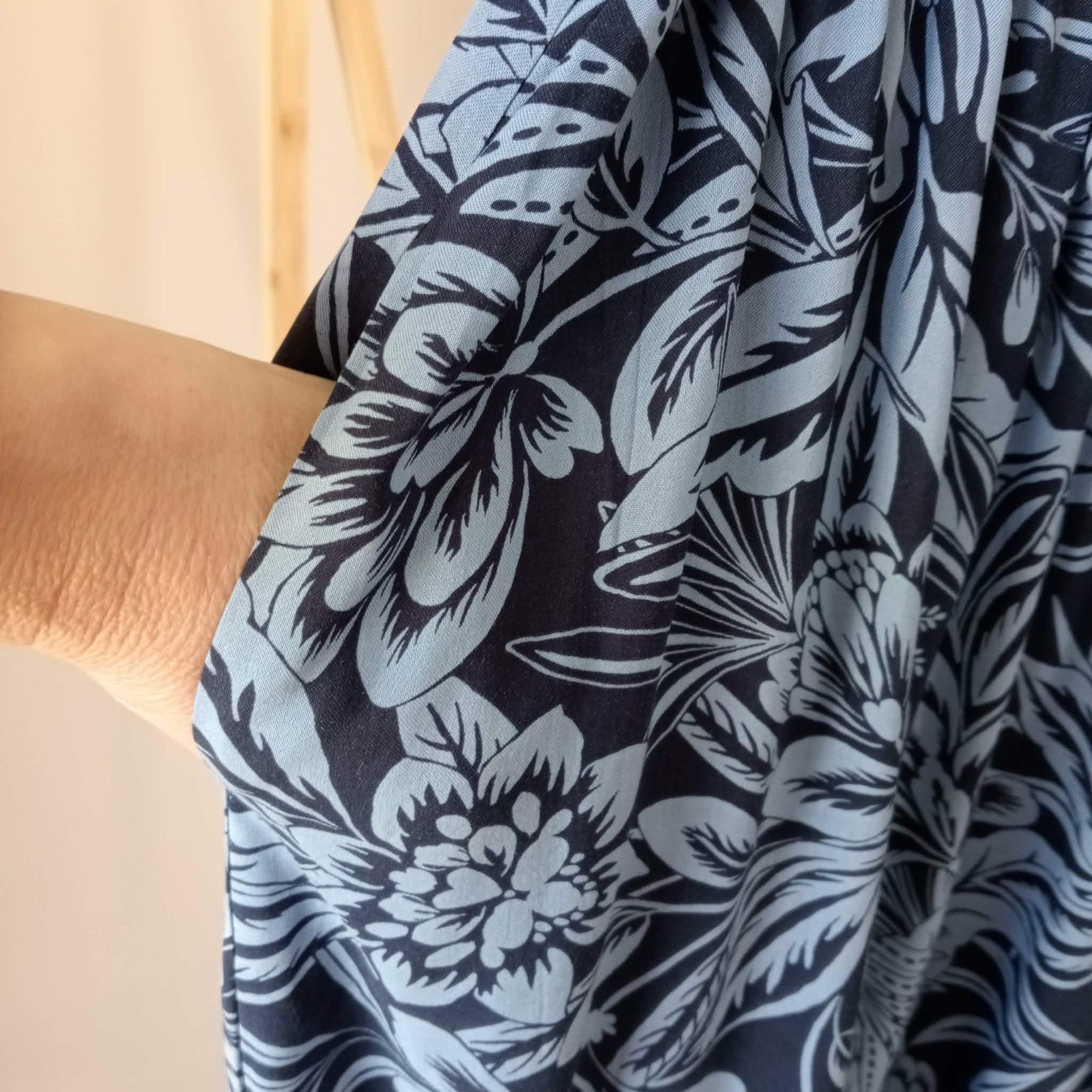 Blue Pattern Wide Leg Pants - Peach