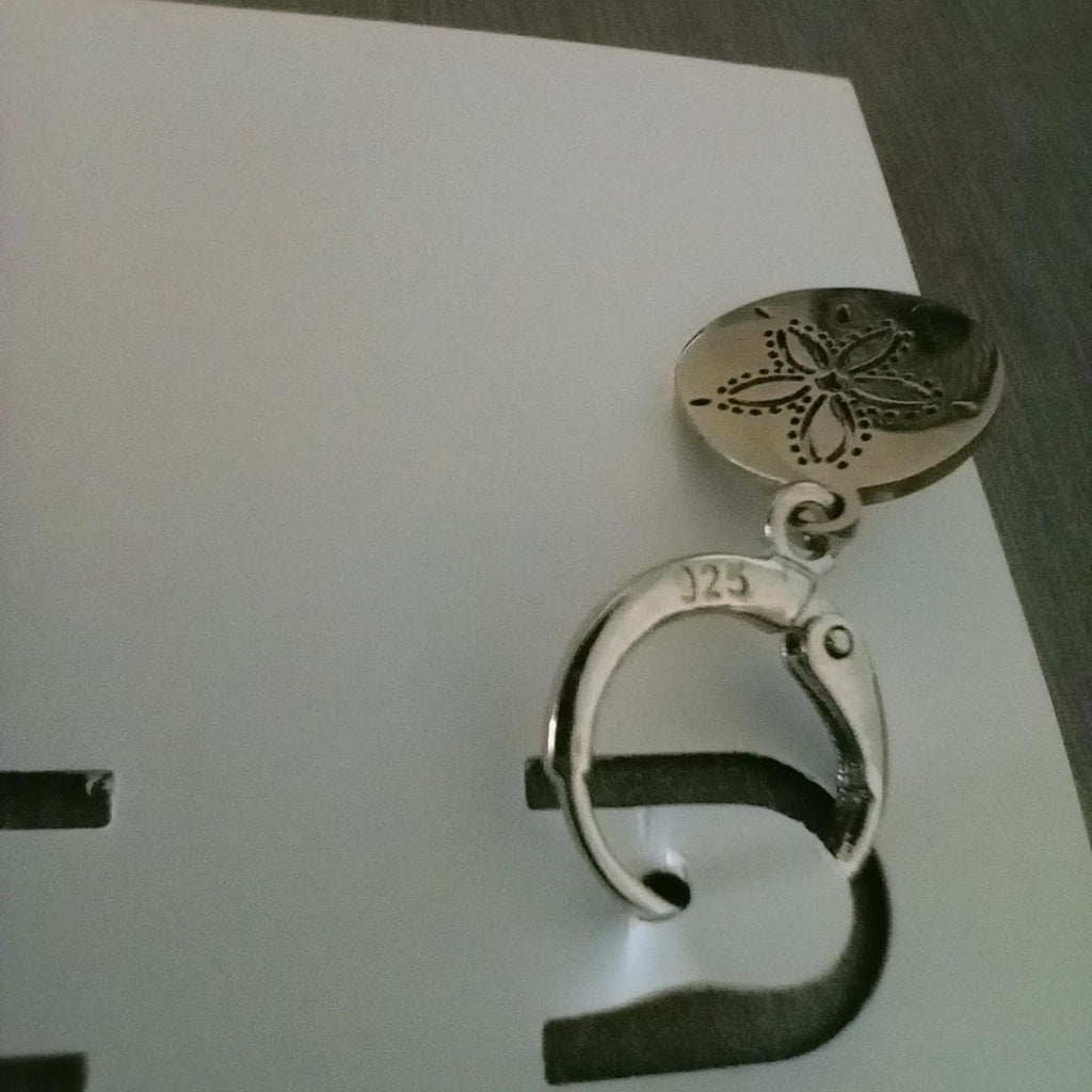 Stainless Steel Sand Dollar Huggies