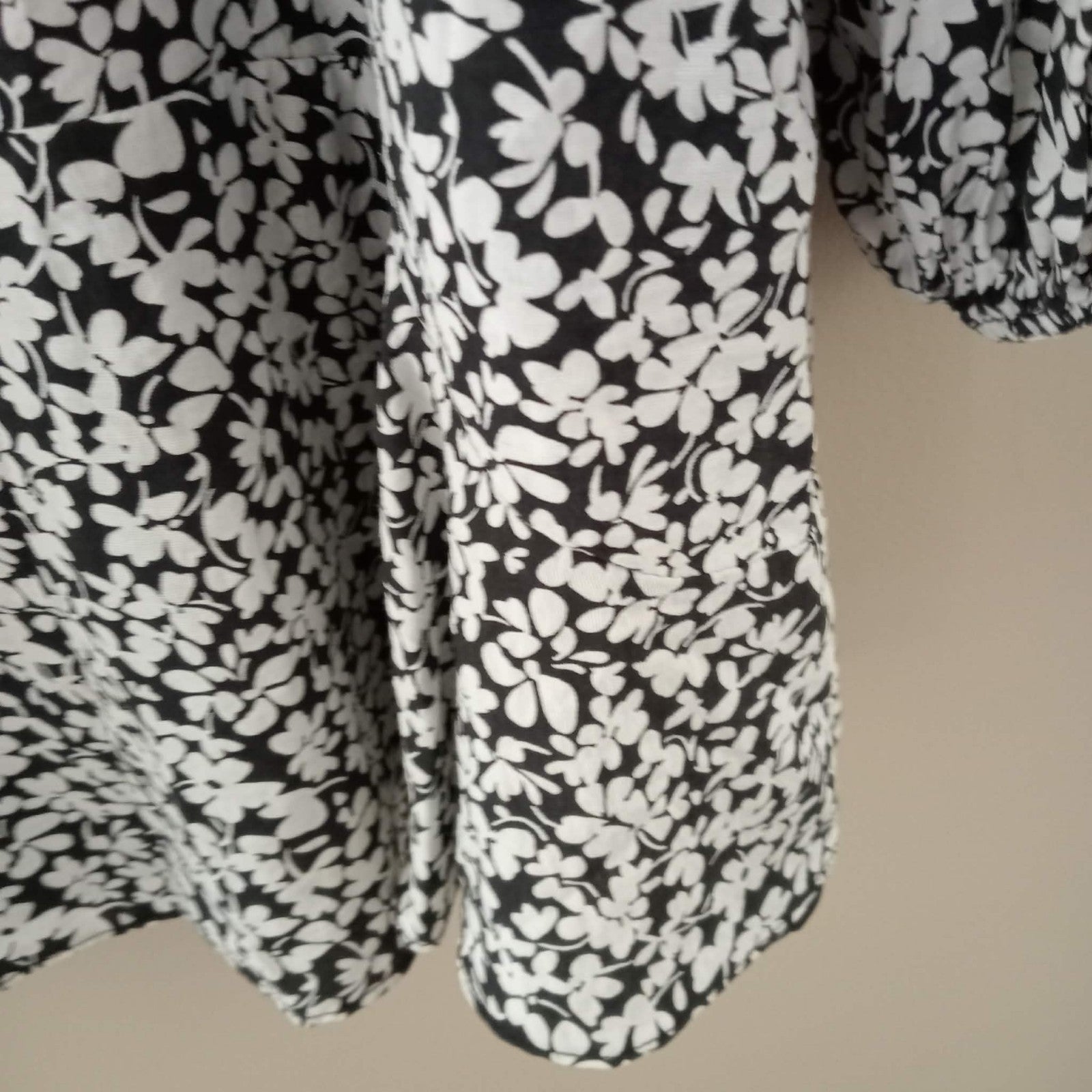 Black & White Floral Mini Dress - Tussah