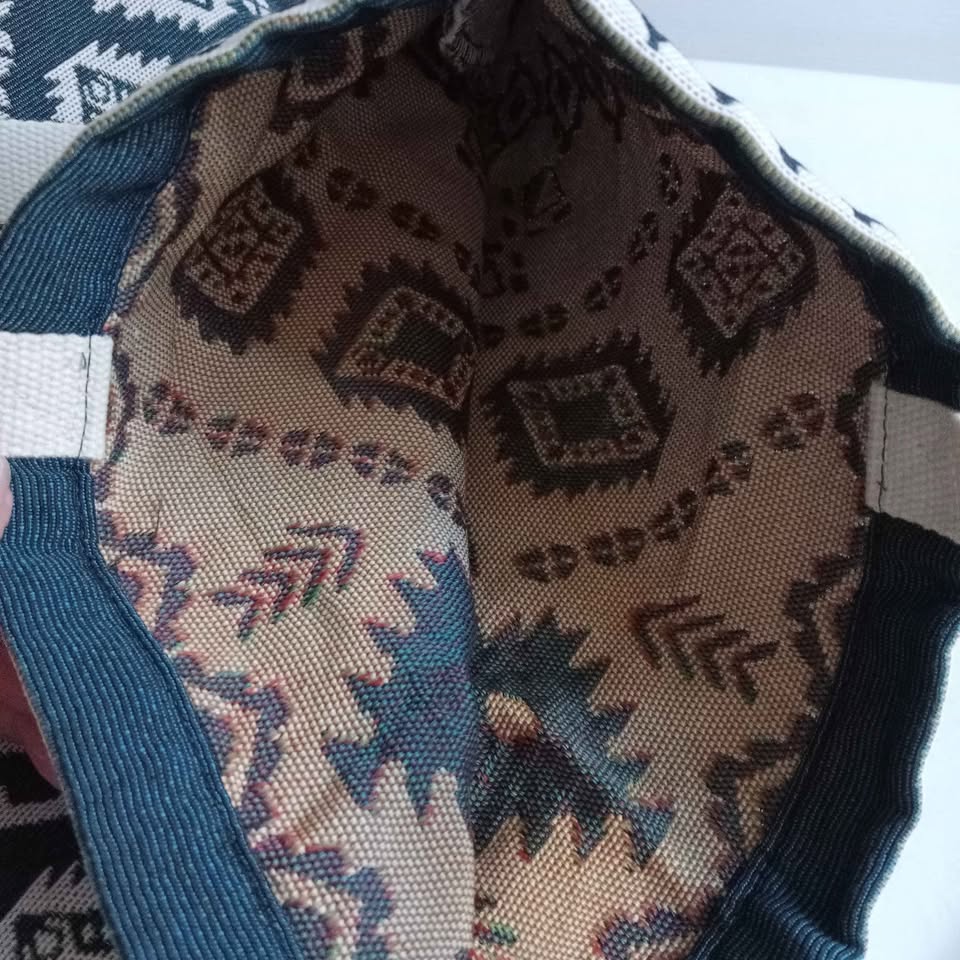 Blue Tapestry Tote Bag - Hendeer